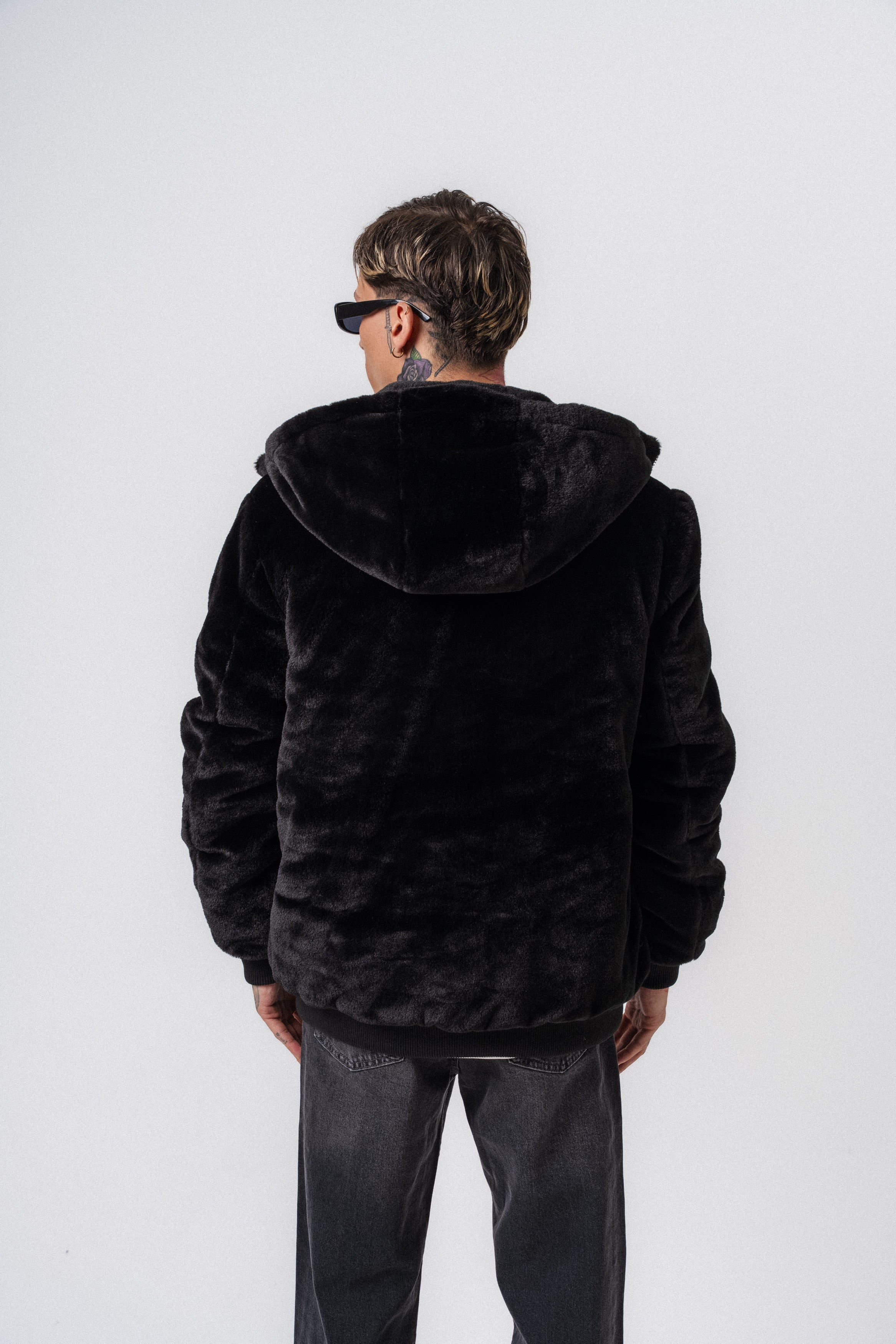 Veste Fausse Fourrure Noire à Capuche