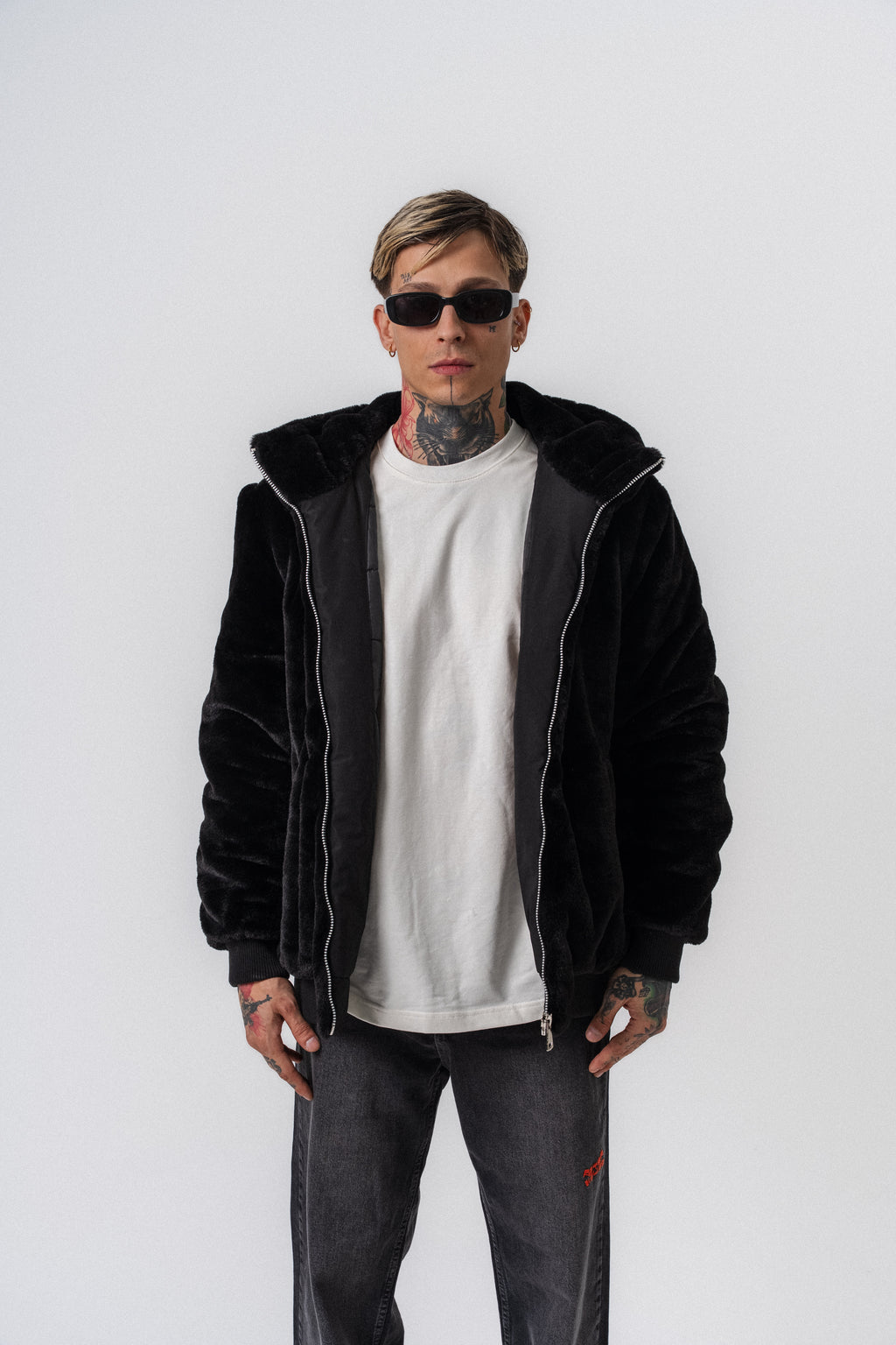 Veste Fausse Fourrure Noire à Capuche